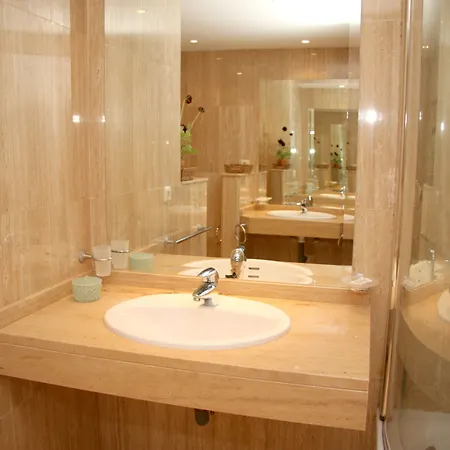 Jardines De Santa Maria Apartment Marbella
